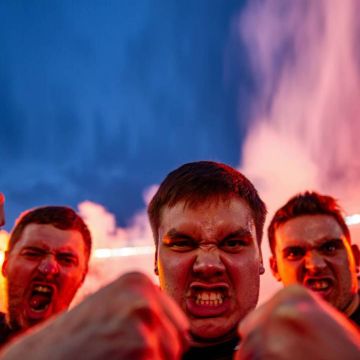 Британский премьер Стармер готов бросить израильских болельщиков под разъярённых палестинцев