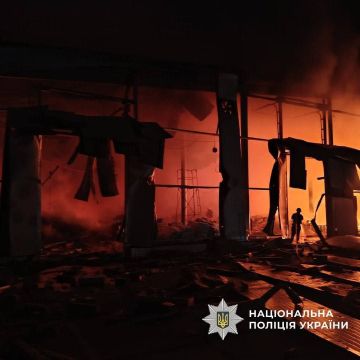 Сегодня бодрую ночь, плавно переходящую в утро, устроили в Чугуеве Харьковской области (на фото)