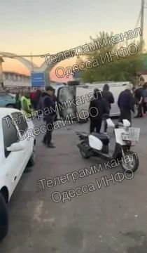 Перевернувшим автобус военкомов одесситам грозит от 5 до 15 лет тюрьмы