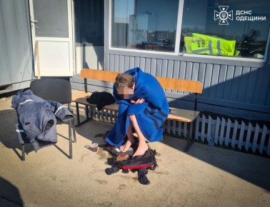 В Одесской области из Чёрного моря выловили мужчину