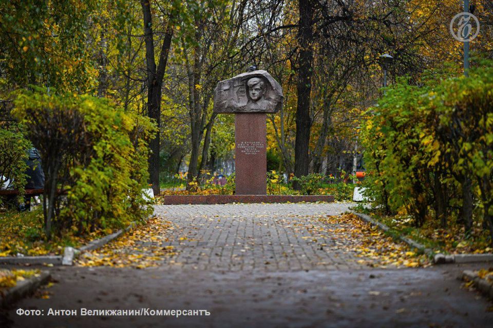 Сегодня исполняется 130 лет со дня рождения Эдуарда Багрицкого