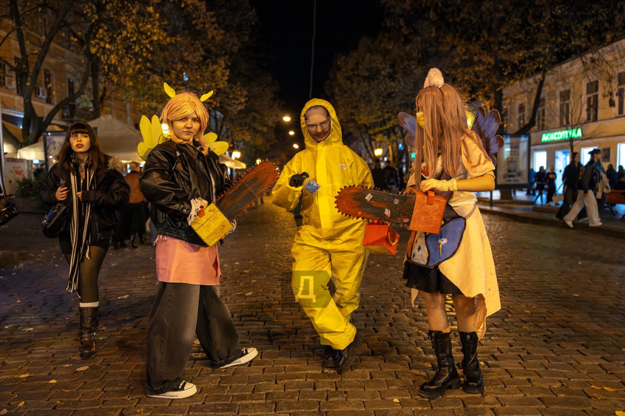 Весёлый ужас: в Одессе в небывалых масштабах отметили Хэллоуин Весёлый ужас: в Одессе в небывалых масштабах отметили Хэллоуин