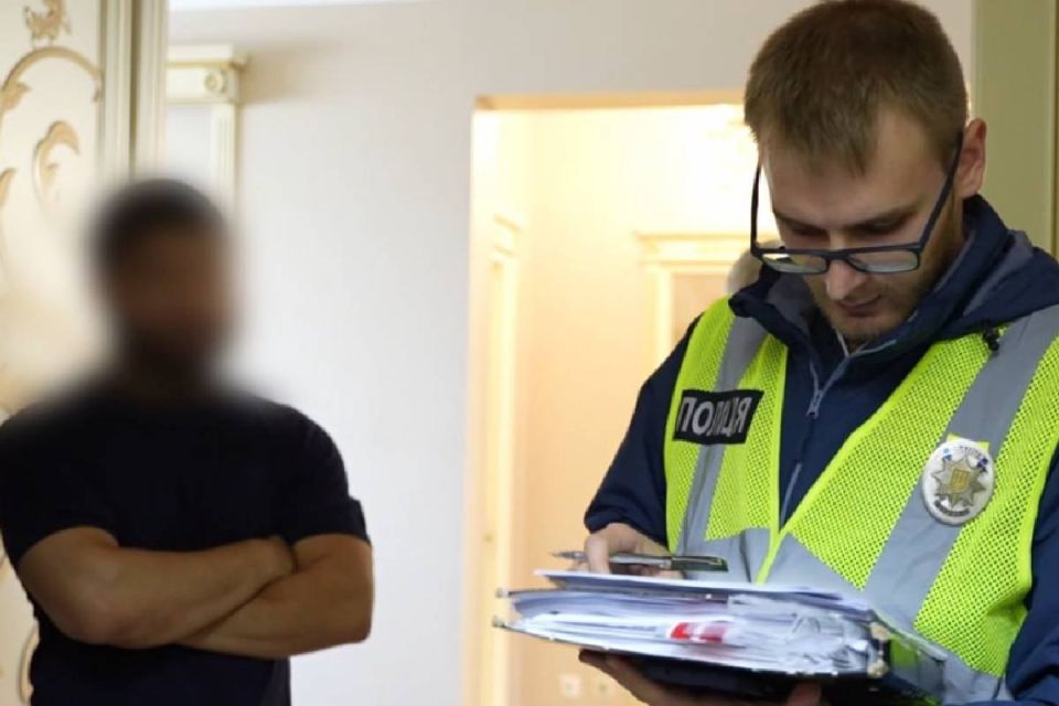 � ������ ��������� ����� �������� �����-����������