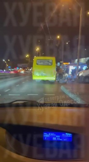 В Одессе водитель маршрутки избил пенсионера