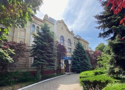 Одесский аграрный университет, пострадавший в прошлом году от ракетной атаки криворукого ПВО, объявил тендер на сумму почти в 11,5 млн для масштабного восстановления учебного корпуса №1. Планируется до конца года...