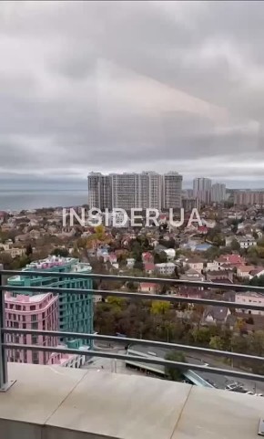 Пролёт Герберы над Одессой сняли очевидцы на видео