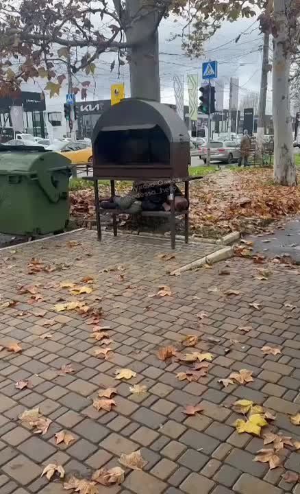 Вот так вчера одесситы отдыхали под воздушную тревогу