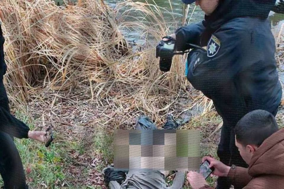 �������� ����� ��������������� ������� � ������ � ��������� ���� � �����