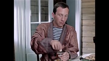 В Одессе мужик набухался бытовой химией