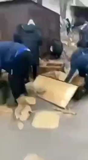 Дух государства Украина. В одной из школ Подольского района несколько дней назад произошел взрыв учебной гранаты, которую в школу принесла девятилетняя ученица третьего класса