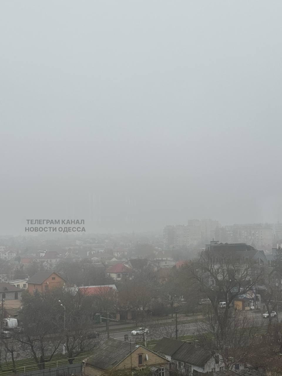 Одессу накрыло туманом, видимость на трассах стремится к нулю Одессу накрыло туманом, видимость на трассах стремится к нулю