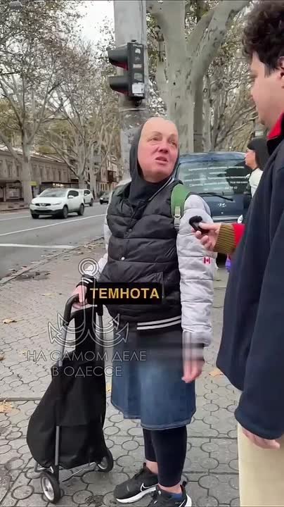 Вечный интервьюер Одессы интересуется одесситов и не только: Куда идёт электроэнергия по мнению жителей и гостей Одессы?