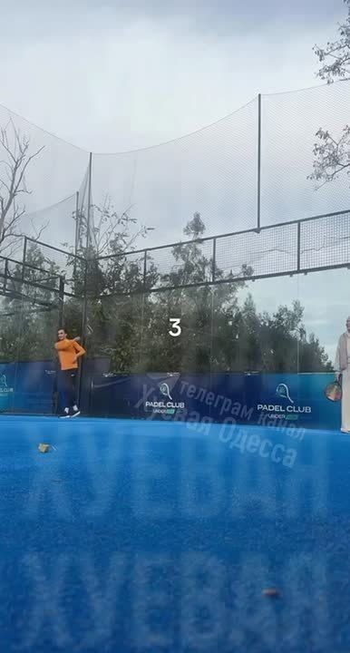 Песель описал телефон, оставленный для съемки