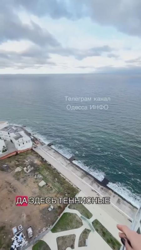 В Одессе по уценке продают разгромленную после прилета квартиру