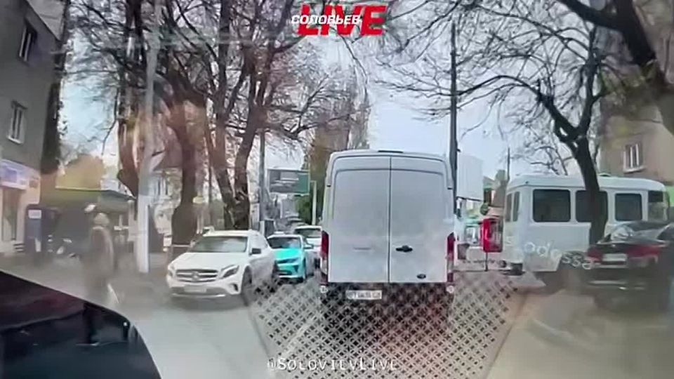 Юлия Витязева: Вспомнился «Бегущий человек» со Шварценеггером - фильм, который в детстве произвел на меня жуткое впечатление