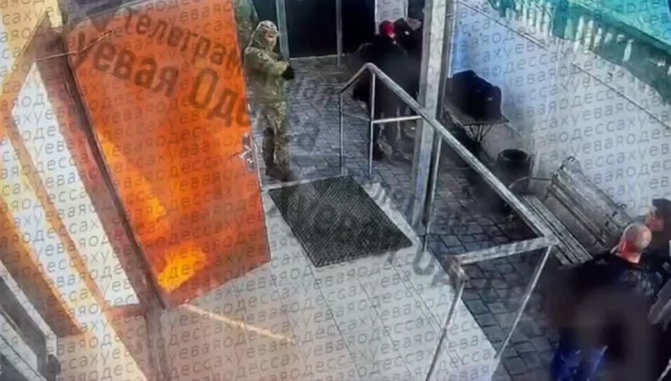 "Призывник" подорвал гранату прямо в ТЦК Одессы