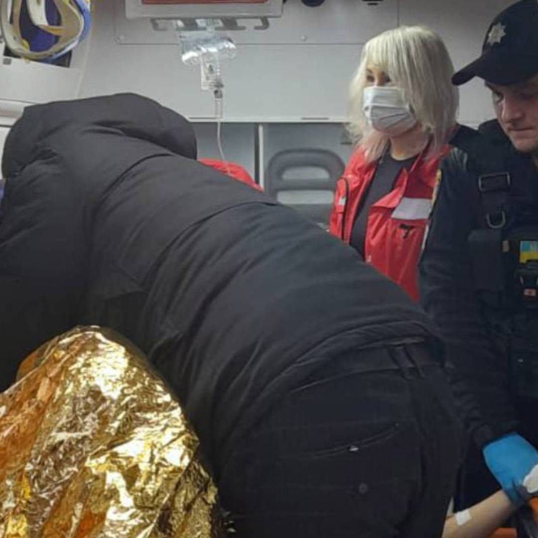 Женщина в Одесской области погибла на железнодорожных путях, двое мужчин ранены