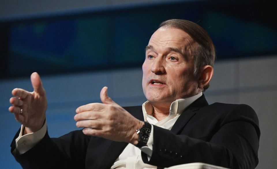 Медведчук заявил о возможной эвакуации из Киева, Харькова и Одессы