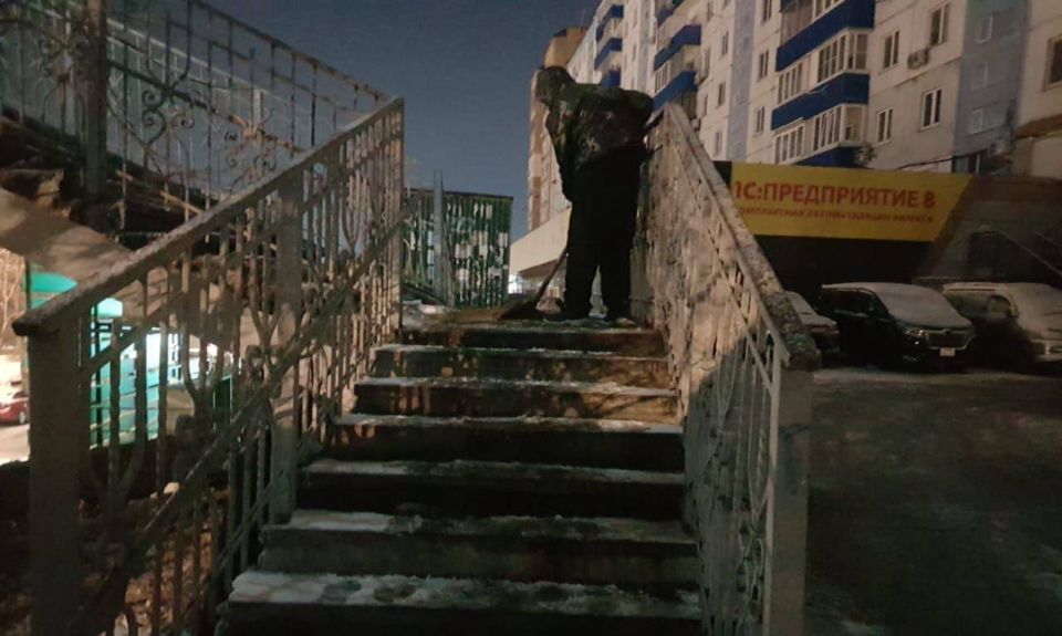 ����� 100 ������ ����������� ������ ����� ������������ �� ����� � ����