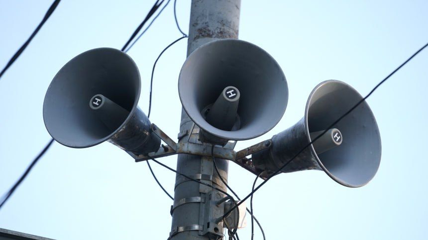 В Одессе слышны взрывы. СМИ пишут, что была замечена ракета в сторону аэропорта