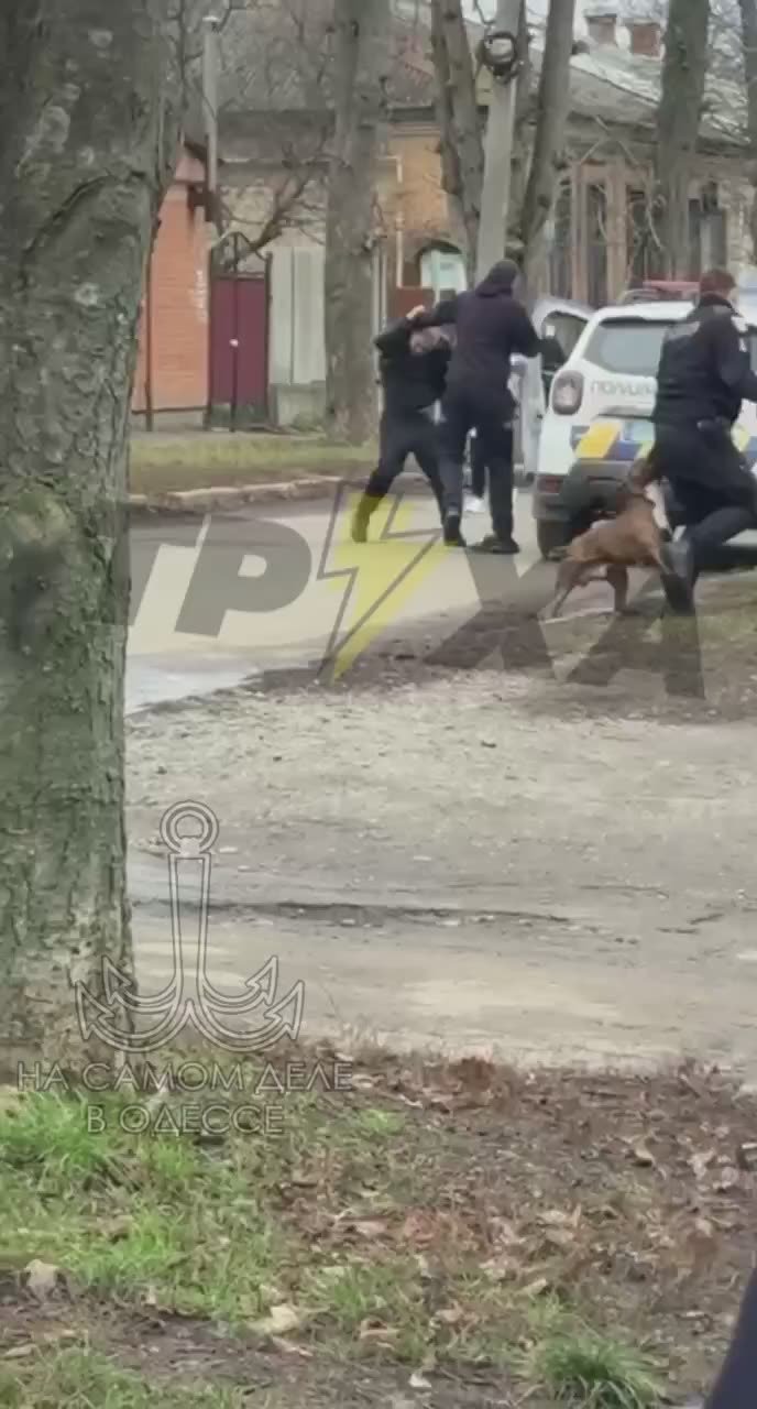 Расставляем правильно приоритеты: