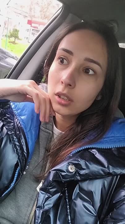 В Одесской области завистники угрожают девушке из-за машины