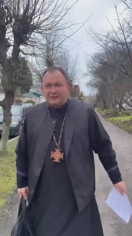 Карма в действии. Помните этого мракобеса из секты ПЦУ? Поп Алексей Филюк, который рассказывал, что ловить людей на убой и сдавать людоловам своих родственников — никакой не грех