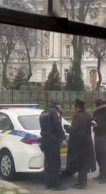 ������� � ������ ��������� ������-�������, ���������� � ��� ���������� ����������