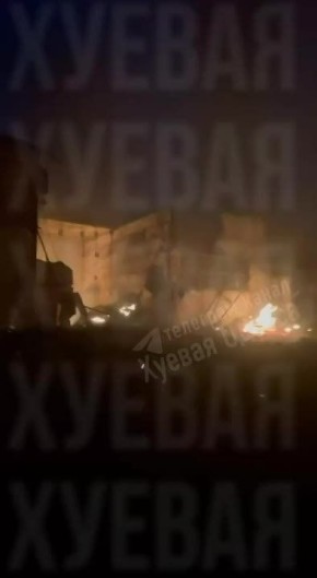 В Одессе этой ночью сгорела целая автостоянка