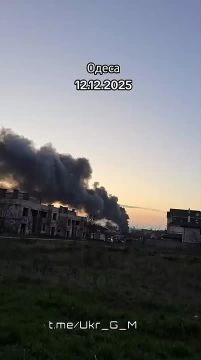 Один из прилетов по портовой инфраструктуре в Одессе