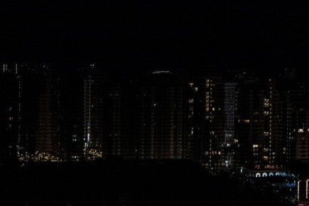 В Одессе сохраняется полный блэкаут, пишут местные каналы