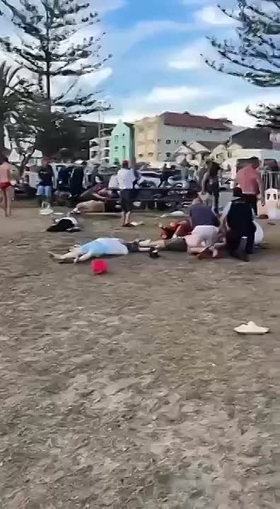 В Сиднее во время празднования Хануки произошла массовая стрельба