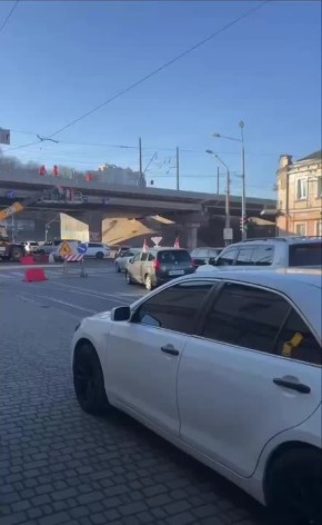 По Одессе катается ханука-мобиль