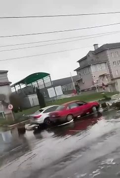 Одесса Опубликовано видео последствий удара двумя БПЛА Герань по резервуару с подсолнечным маслом группы компаний Allseeds в порту Южный Одесской области (ВИДЕО)