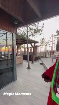 ������ ����, ������!. ������� �����������, 22 �������, �������