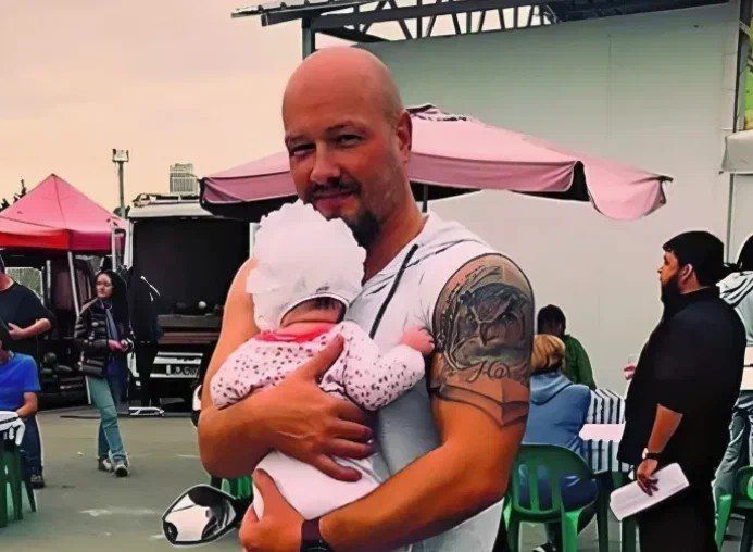 Актеры и музыканты от 30 до 65 лет, ставшие папами в 2025-м Актеры и музыканты от 30 до 65 лет, ставшие папами в 2025-м