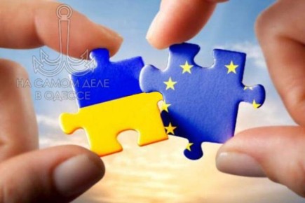 Адекватные политики Европы продолжает набрасывать зраду на вентилятор