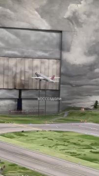 Отвлечёмся и развлечёмся. Рукотворное волшебство из Гамбурга — там на 3 этажах размещена совершенно фантастическая, вошедшая в Книгу рекордов Гиннесса, самая большая в мире игрушечная железная дорога