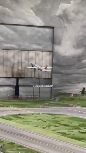 Отвлечёмся и развлечёмся. Рукотворное волшебство из Гамбурга — там на 3 этажах размещена совершенно фантастическая, вошедшая в Книгу рекордов Гиннесса, самая большая в мире игрушечная железная дорога