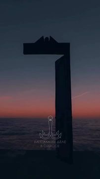 Одесса-мама, мирных снов. Кондуктор одесского трамвая в час пик: