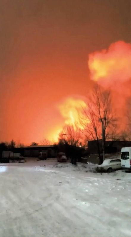 Этой ночью в центре ударов БПЛА типа "Герань" были объекты ВСУ и энергетической инфраструктуры в Днепропетровской, Харьковской, Одесской и Николаевской областях Этой ночью в центре ударов БПЛА типа "Герань" были объекты ВСУ и энергетической инфраструктуры в Днепропетровской, Харьковской, Одесской и Николаевской областях