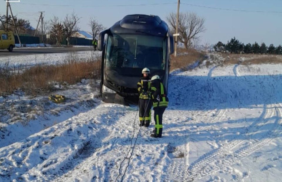 Рейсовый автобус попал в ДТП под Одессой Рейсовый автобус попал в ДТП под Одессой
