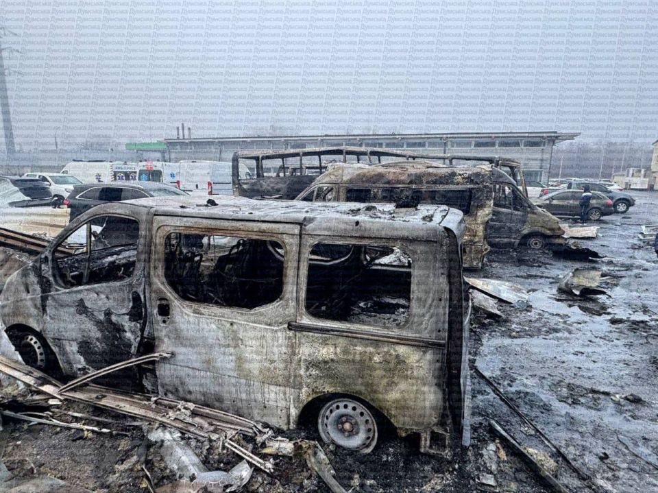 Последствия ночных прилетов в Одессе Последствия ночных прилетов в Одессе