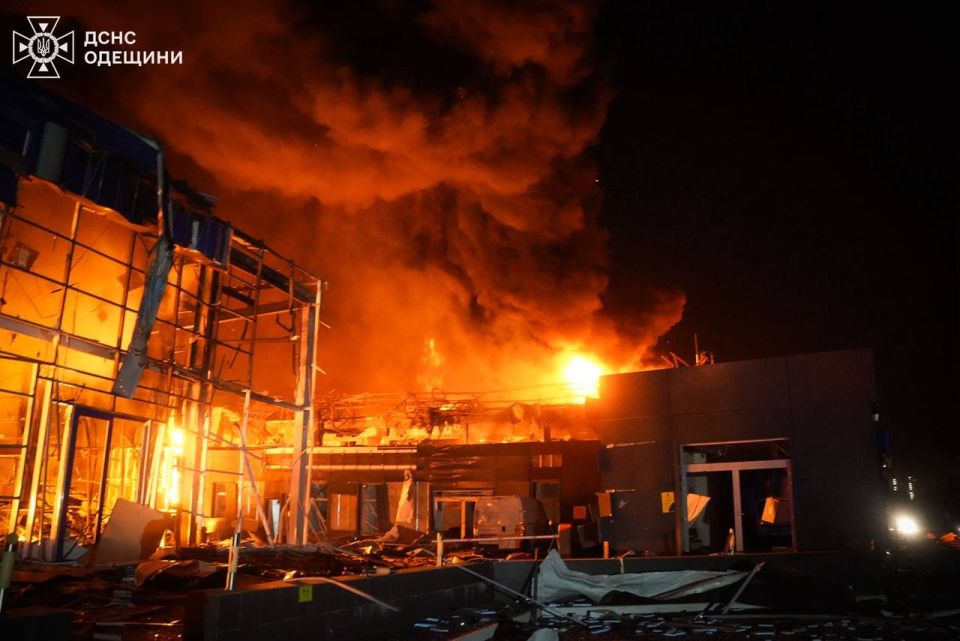 Олег Царёв: ВС РФ ночью нанесли удары по объектам в семи областях Украины