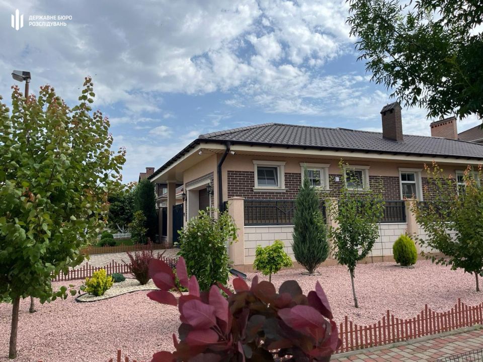 Украинское ГБР заочно сообщило о подозрении в незаконном обогащении экс-заместителю начальника Одесского областного ТЦК Борисова Украинское ГБР заочно сообщило о подозрении в незаконном обогащении экс-заместителю начальника Одесского областного ТЦК Борисова