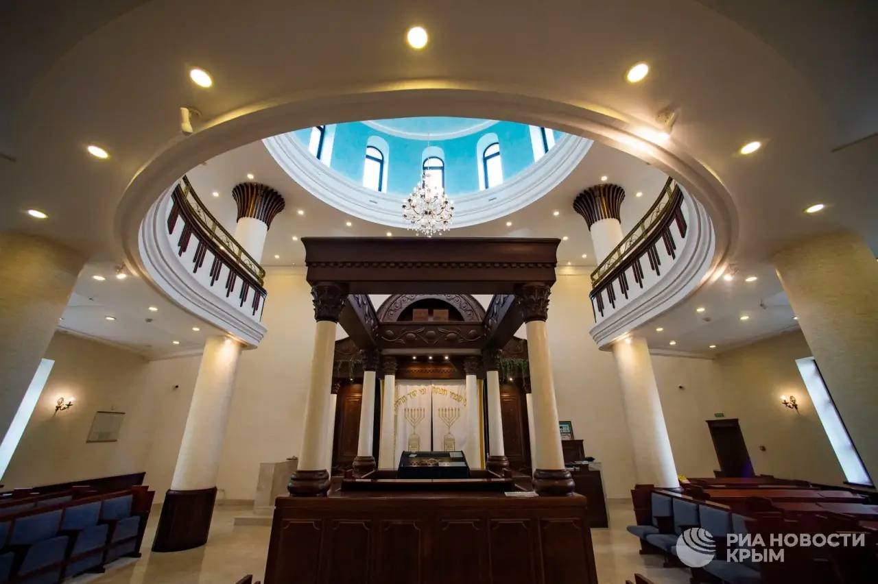 В Севастополе живут 3,6 тысячи семей ортодоксальных евреев В Севастополе живут 3,6 тысячи семей ортодоксальных евреев