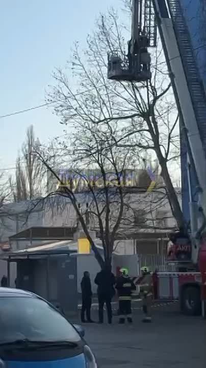 � ������ ��������� ������� ������� � ������