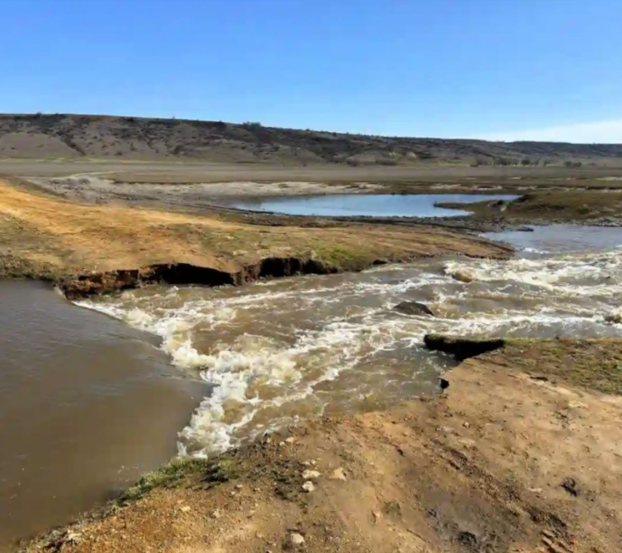 В Одесской области паводок разрушил дамбы и затопил сёла