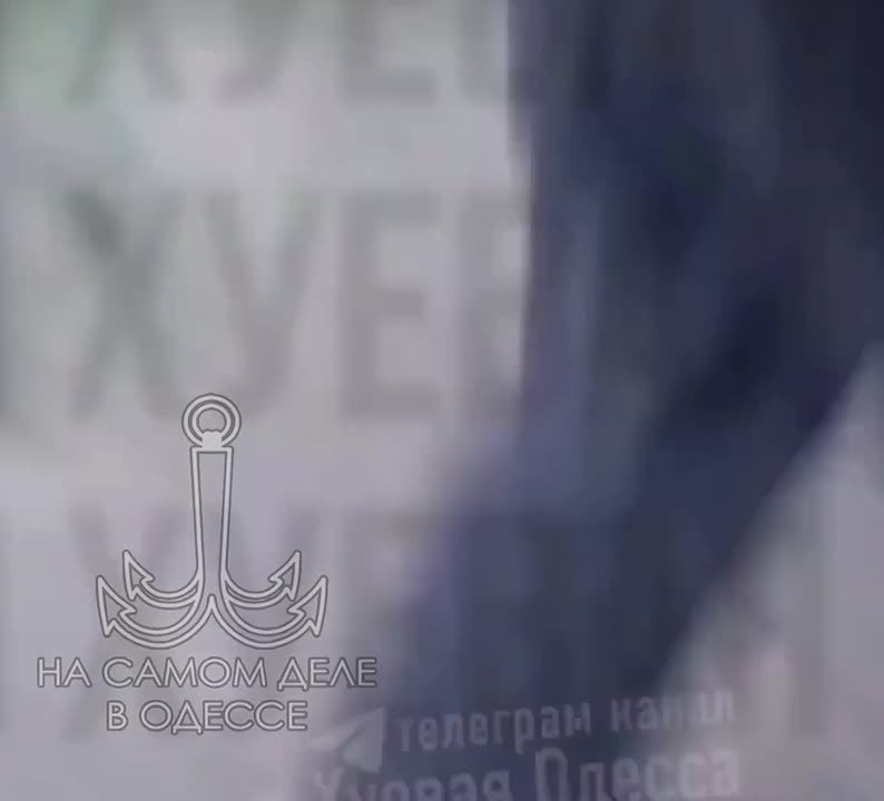 То чувство, когда «человечки» в форме упали на дно, но внезапно снизу постучали