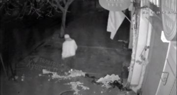 В Одессе неизвестный разнес мемориал застреленному радикалу и экстремисту Ганулу